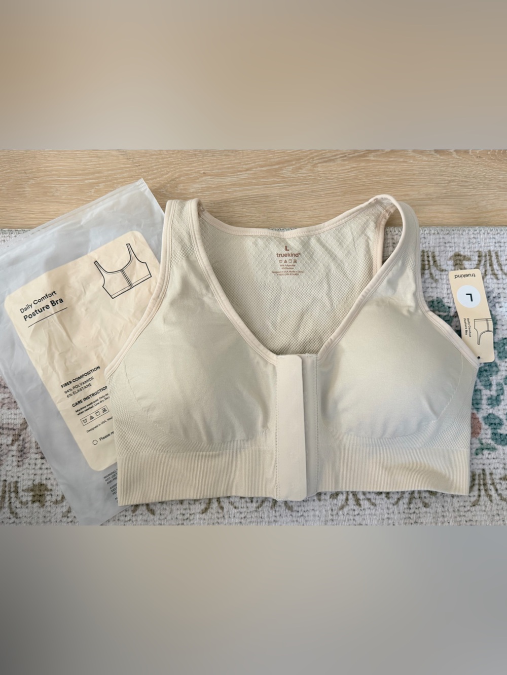 NEW NWT TrueKind Daily Comfort Posture Bra, Beige Chai Large